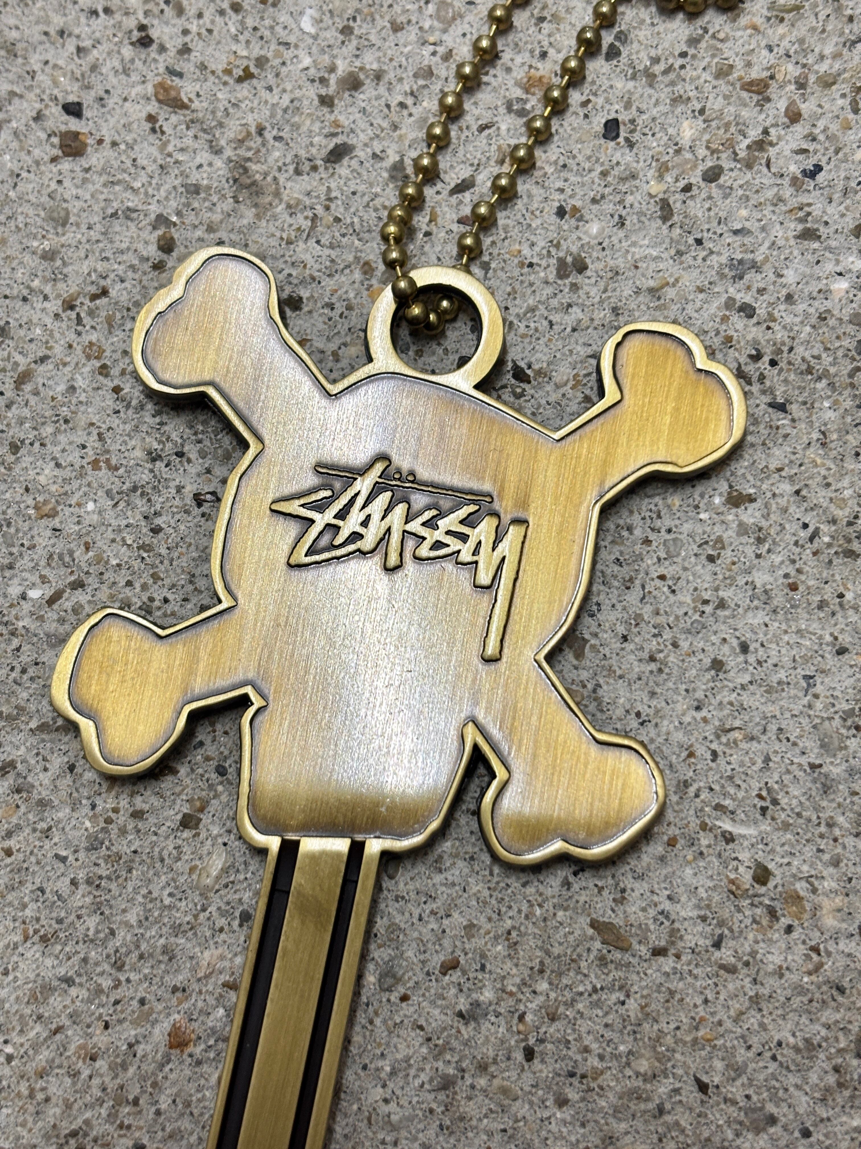 STUSSY/Skull Keychain/スカルキ－チェ－ン/キ－ホルダ－/ストックロゴ