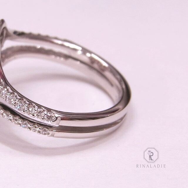 K18YG天然ダイヤモンド☆エメラルドカットビッグウィンクリング