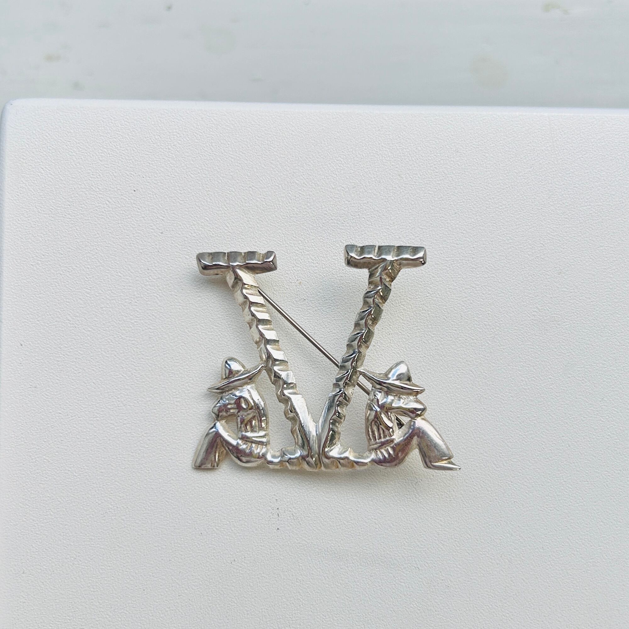 ブローチ | Milo Antiques & Vintage