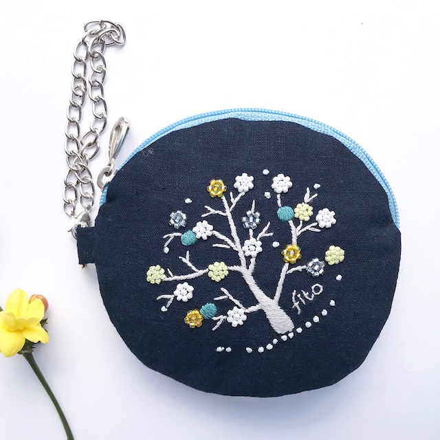 手刺繍  ICカードポーチ 「プチプチ花の木」