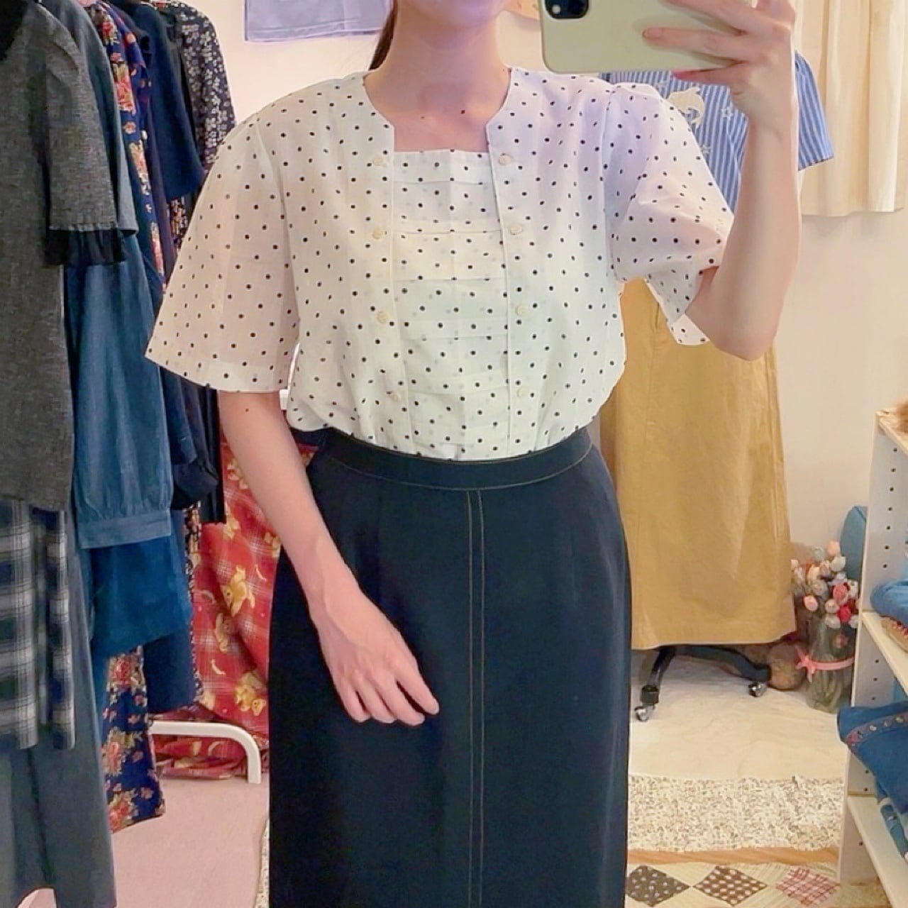 tuck double button dot blouse