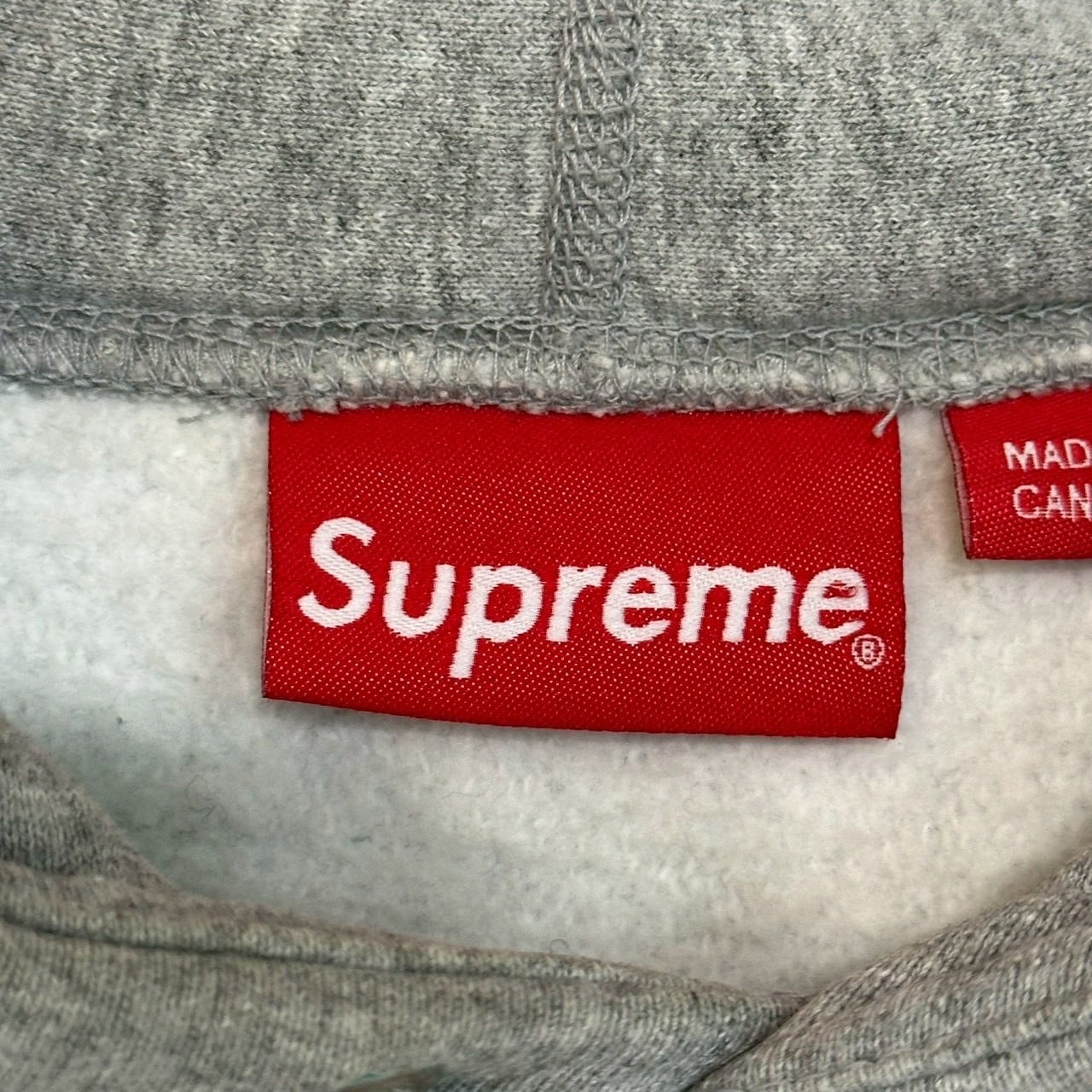 supreme シュプリーム パーカー フーディ S センターロゴ 刺繍ロゴ