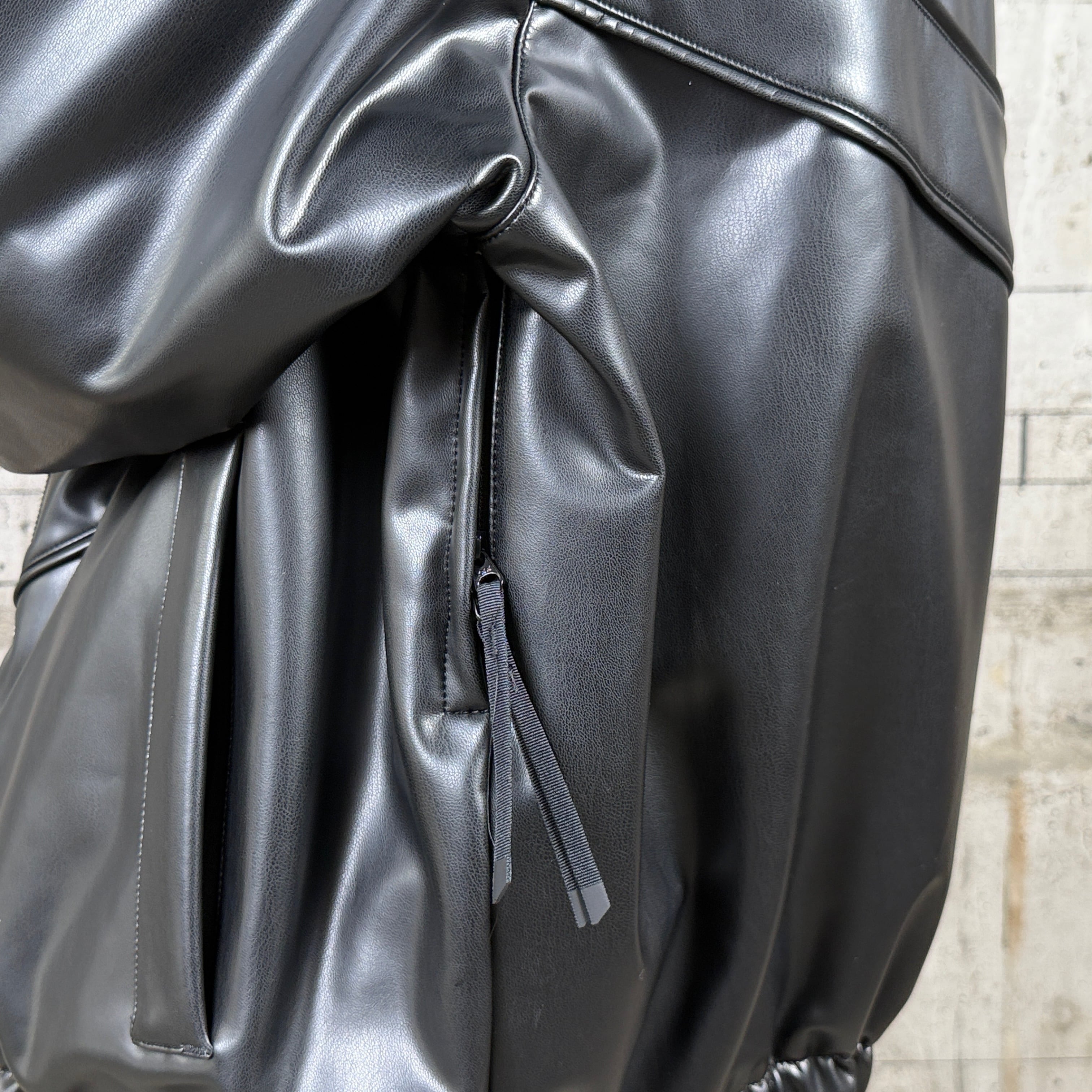 HYKE【ハイク】 FAUX LEATHER JACKET (17587) / BLACK | glamour online