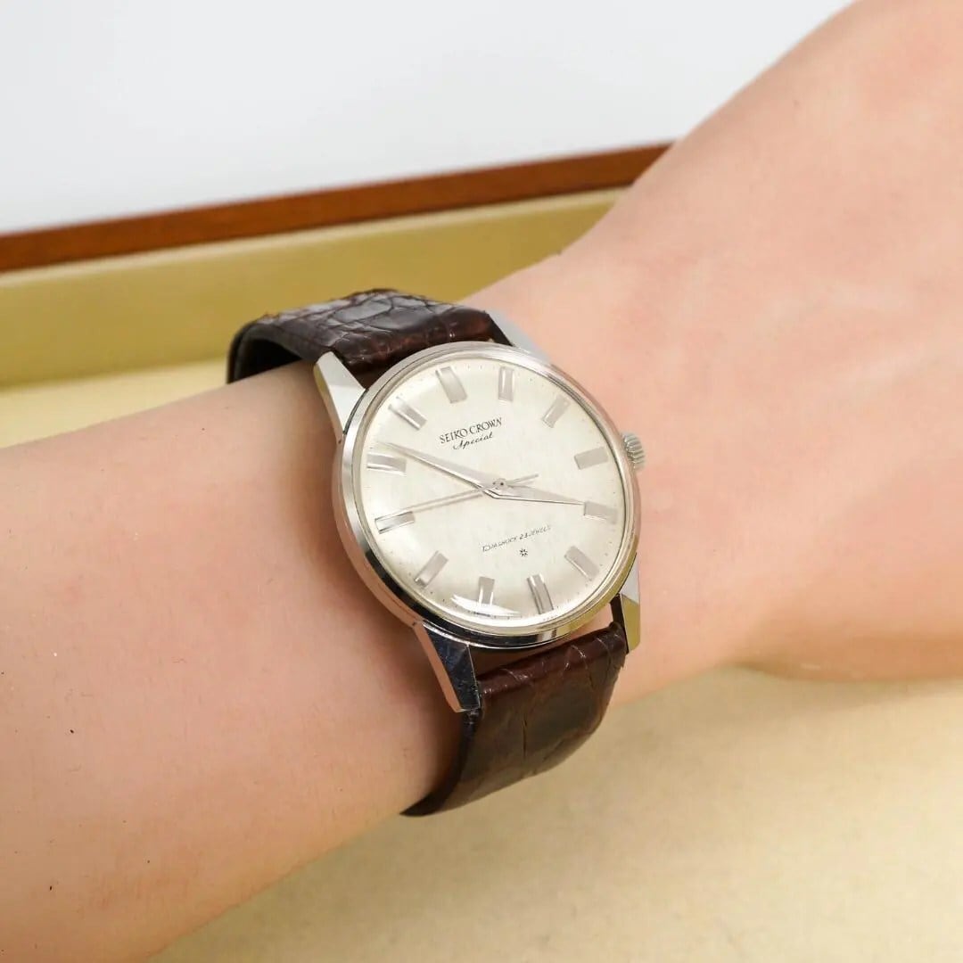 不動 SEIKO CROWN Special 腕時計 機械式 手巻き 2457 不動 SEIKO CROWN Special 腕時計 機械式 手巻き 2457 | Like a Flower