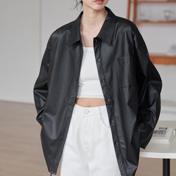 Black faux leather shirt S320