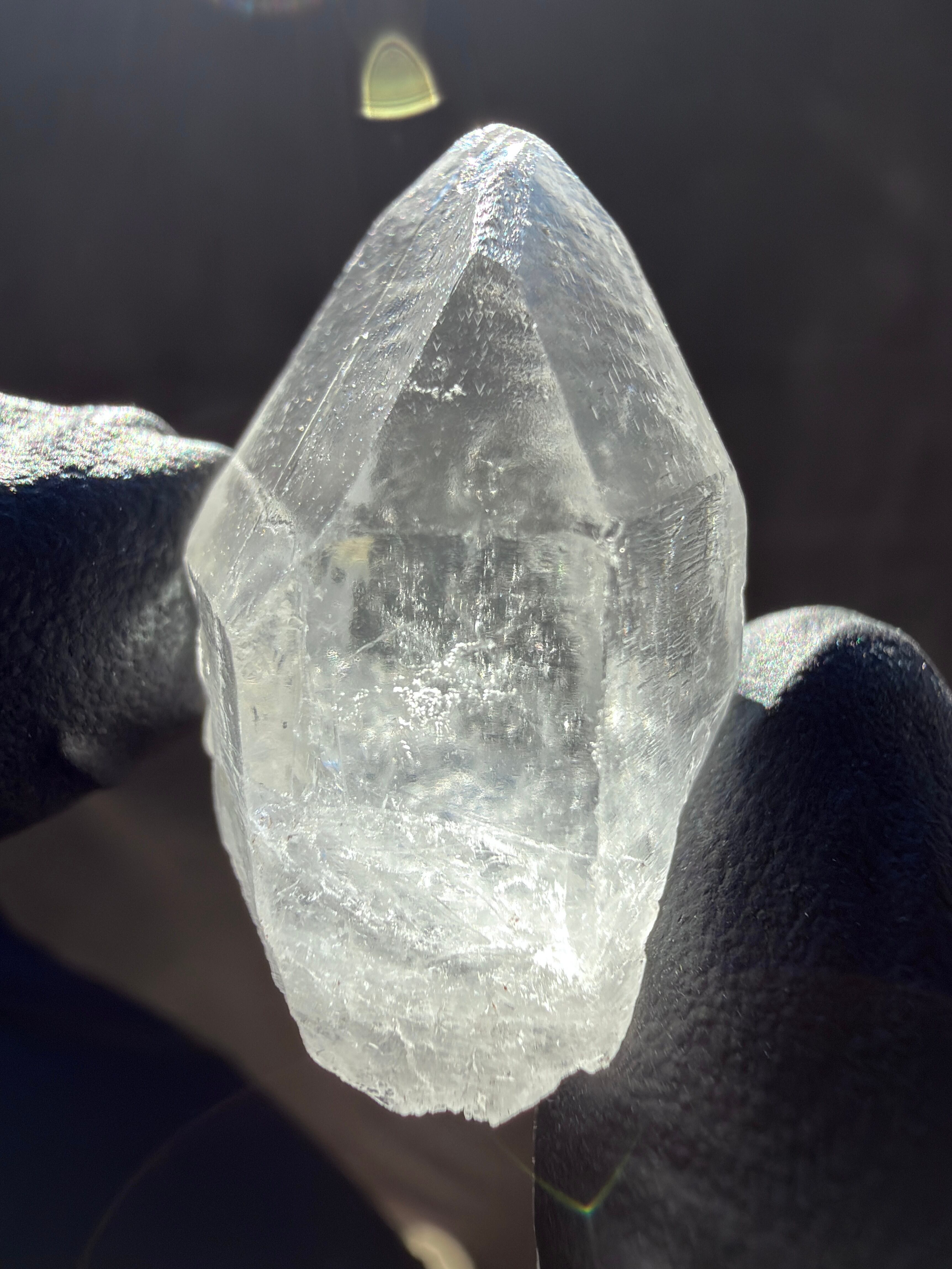 トライゴーニック水晶 フランシスコ サ ミナスジェライス州 ブラジル産 トライゴーニック水晶 フランシスコ サ ミナスジェライス州 ブラジル産