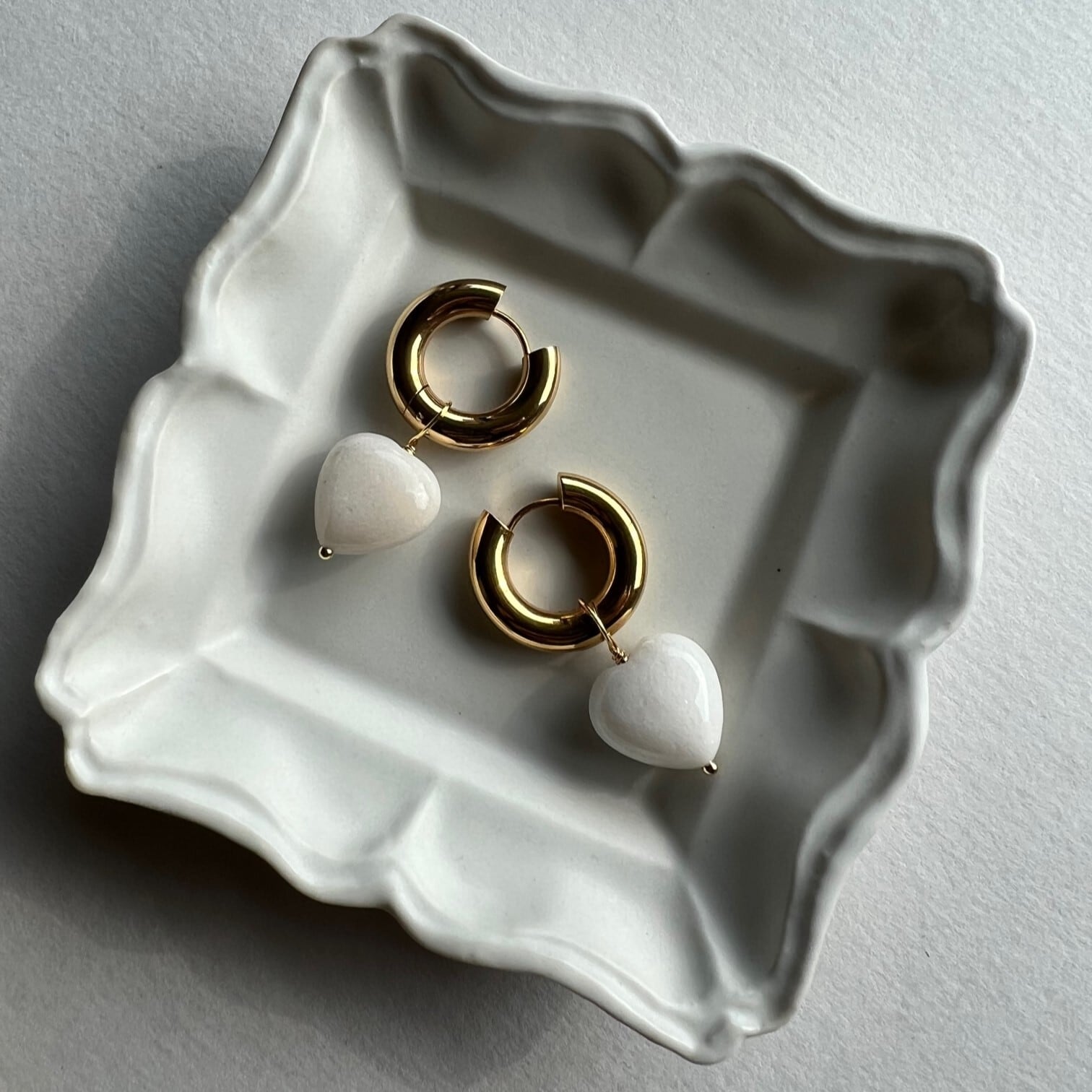 Chunky Hoops Pierced "White Heart”
