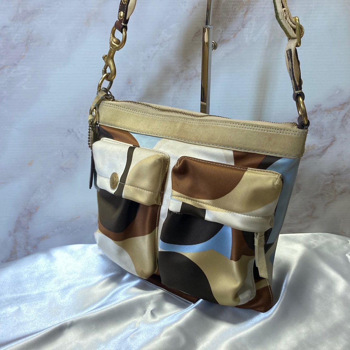 COACH リュック シグネチャー PVC スエード レザー ゴールド ロゴ ✨未 