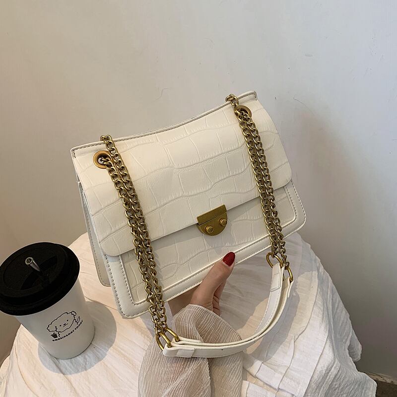 チェーンバッグ女性のメッセンジャーバッグ2020新しい波の夏のファッションショルダーバッグワイルドインズネット赤小さな正方形のバッグ Tiancai_Wing_Bag7768104