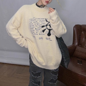 [ 新商品 ] レタリングプリントシャギーセーター（全２色） / HWG1374