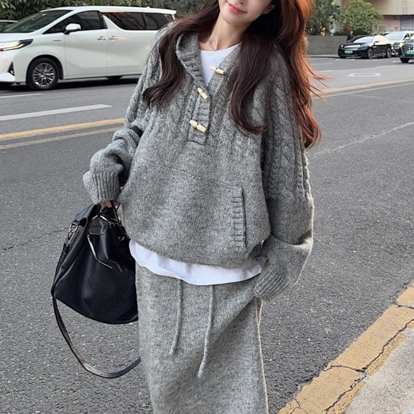 2点セット】トグルボタンプルオーバーフーディーニット＋ニット