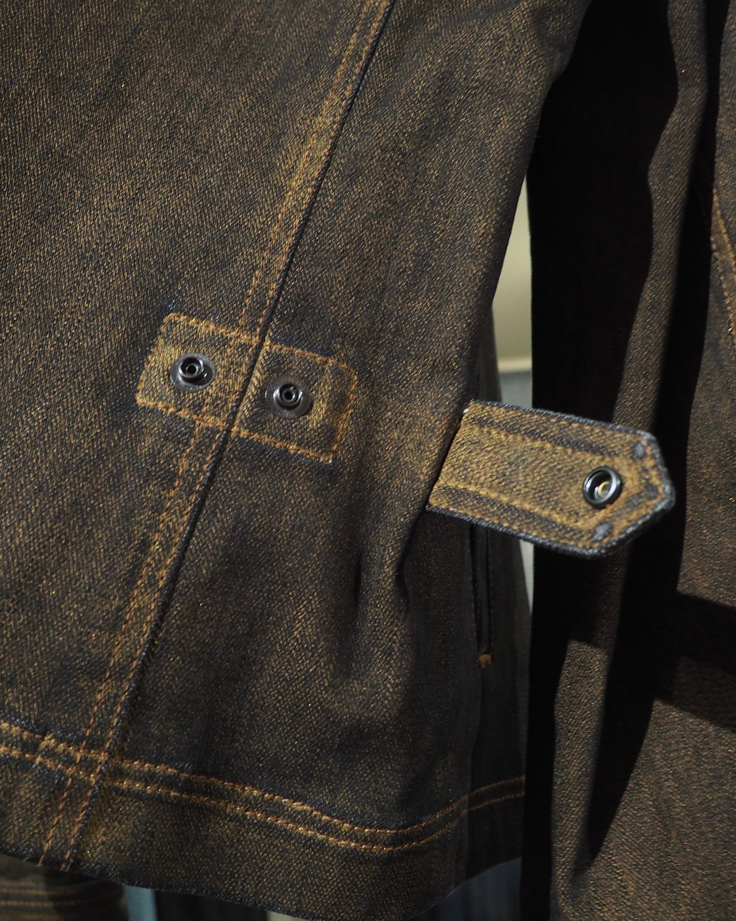 " ELLE HOMME " Beautiful Coating Processing × Western Details Denim Trucker Jacket