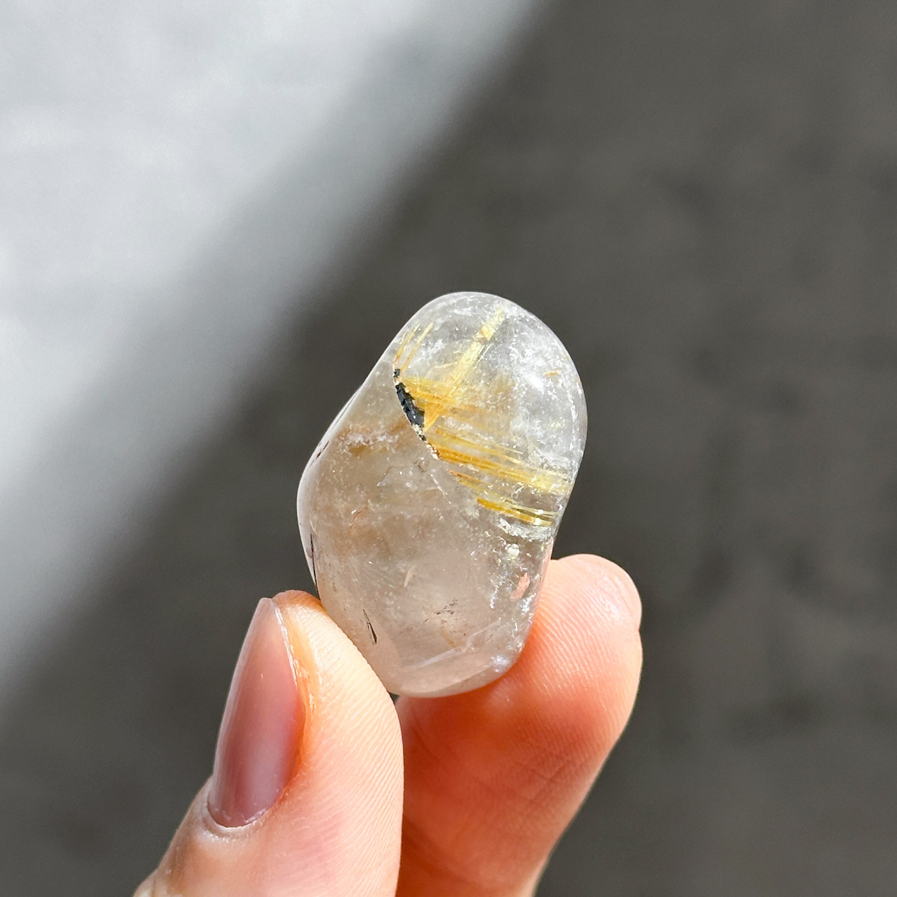 ルチル入り　クォーツ ルチルインクォーツ タンブル 73◇ Rutile in Quartz◇天然石・鉱物