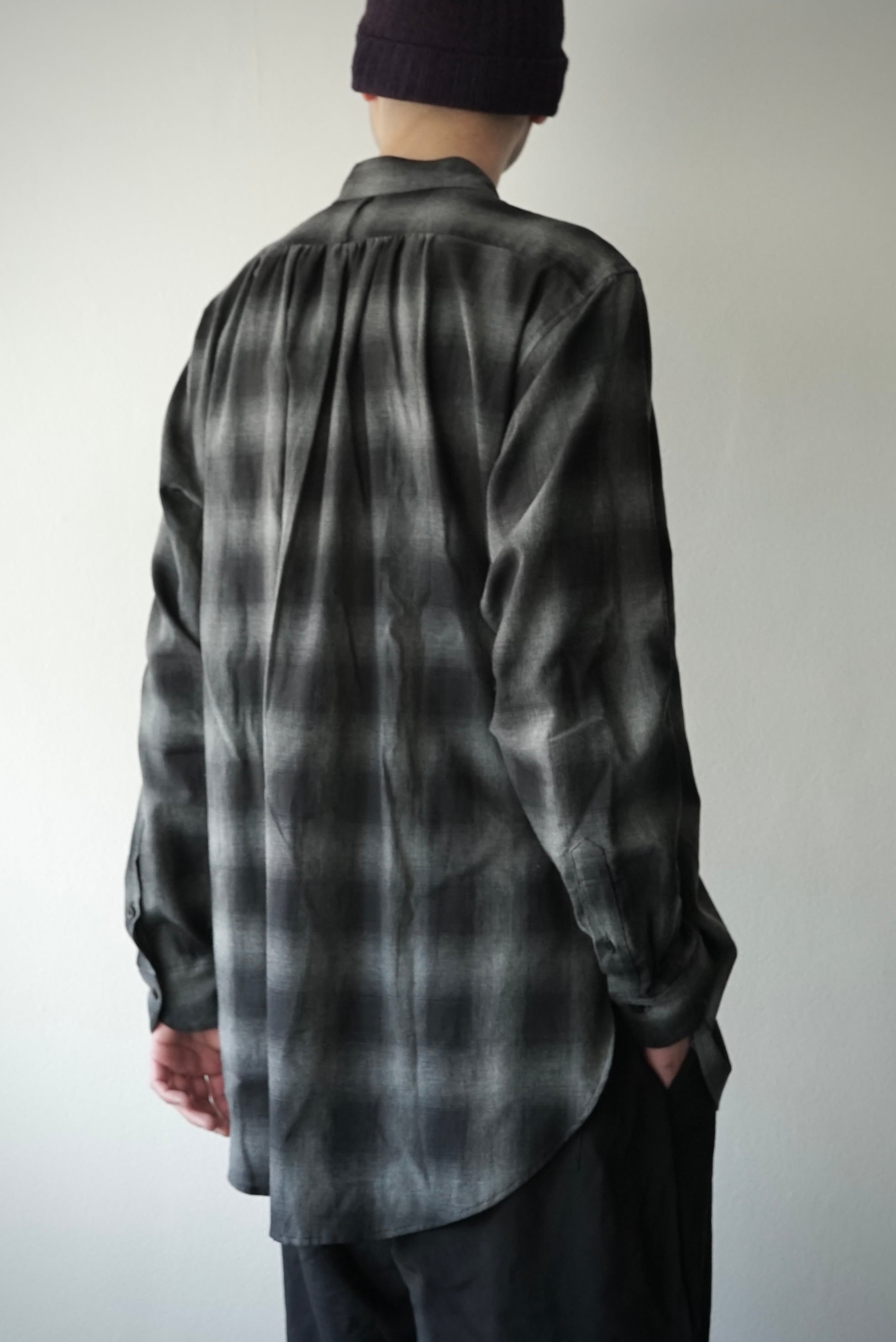 Lite Ombre Chack / Granpa Shirts (SHADOW） | C O L I N A