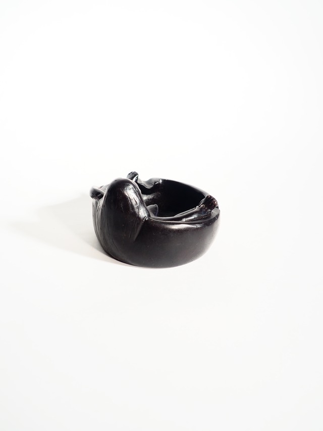 Sexy female pose resin ashtray
