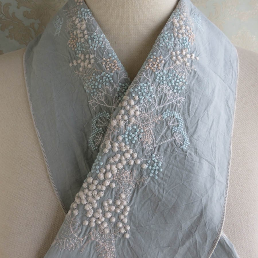かすみ草の刺繍の付け下げと長襦袢セット　m4405 なごみや 七五三 肌襦袢 裾よけ セット 通年用 日本製 子供用 半衿付き