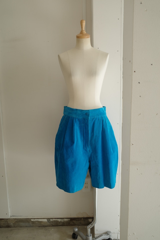 wandering suede shorts