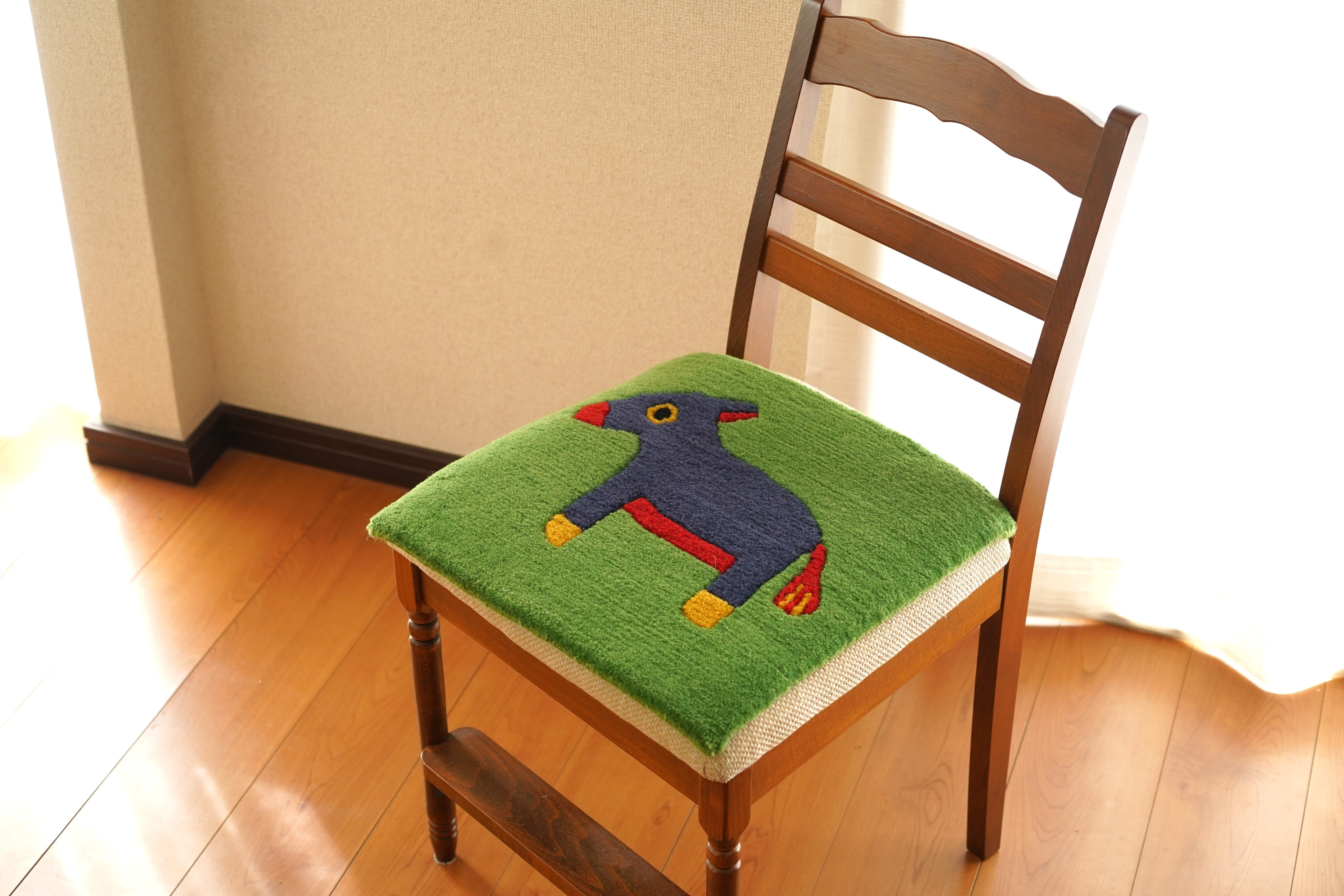 DONKEY_CHAIR PAD_01_チェアパッド_ウールラグ_紺色ラバ