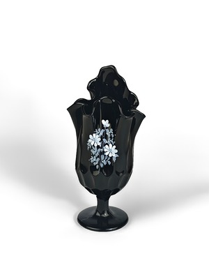 ヴィンテージ雑貨 フェントン アートグラス 黒ガラス花瓶（ハンドペイント）