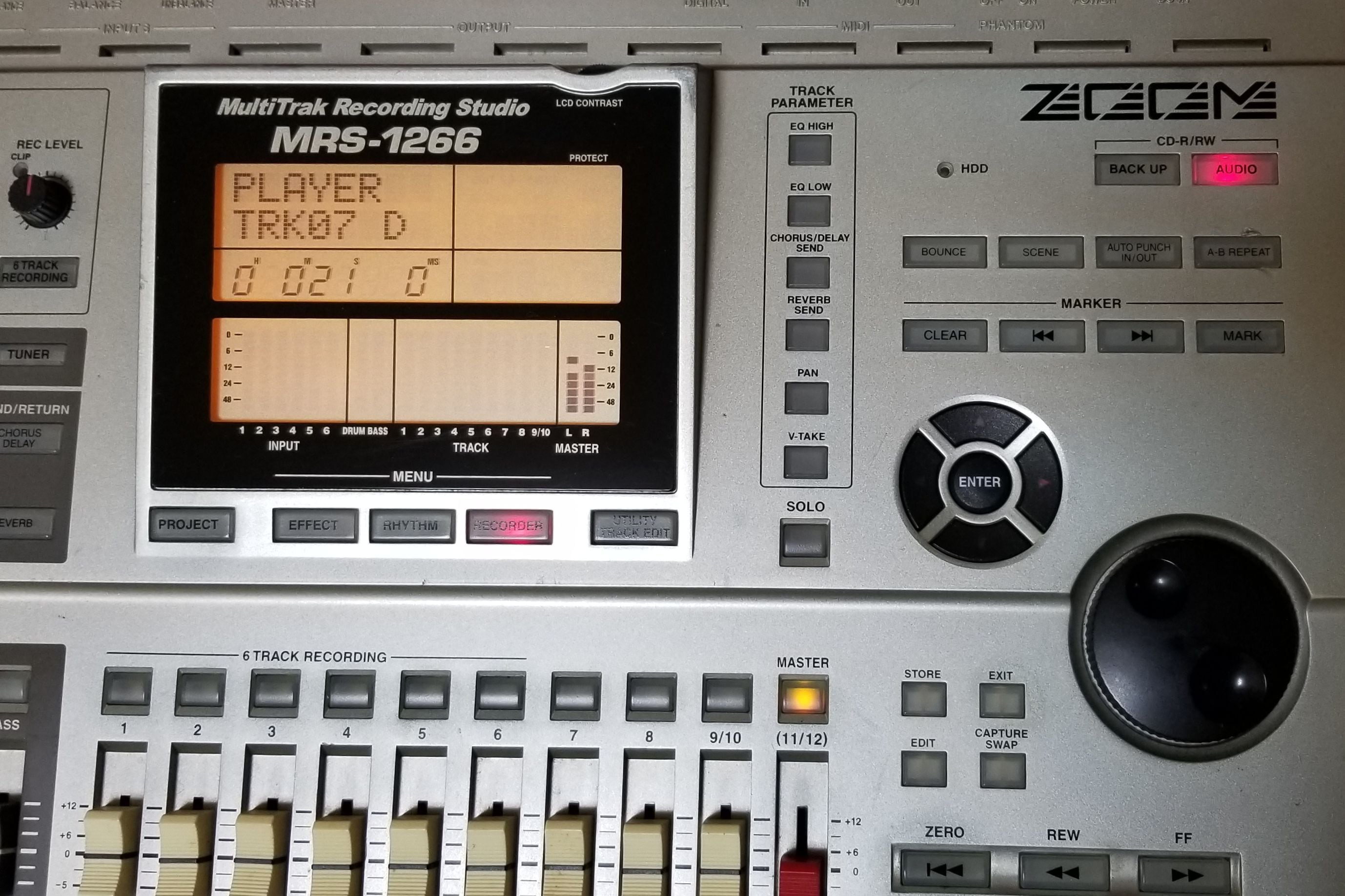 ZOOM Digital Recording Studio MRS-1266CD 完動品・動作保証 | MTR 