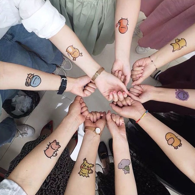 お取り寄せ商品 タトゥーシール ペイントシール 30枚入り 原宿 サブカルチャー キャラクター Candy Melts お取り寄せ商品 タトゥーシール ペイントシール 30枚入り 原宿 サブカルチャー キャラクター Candy Melts