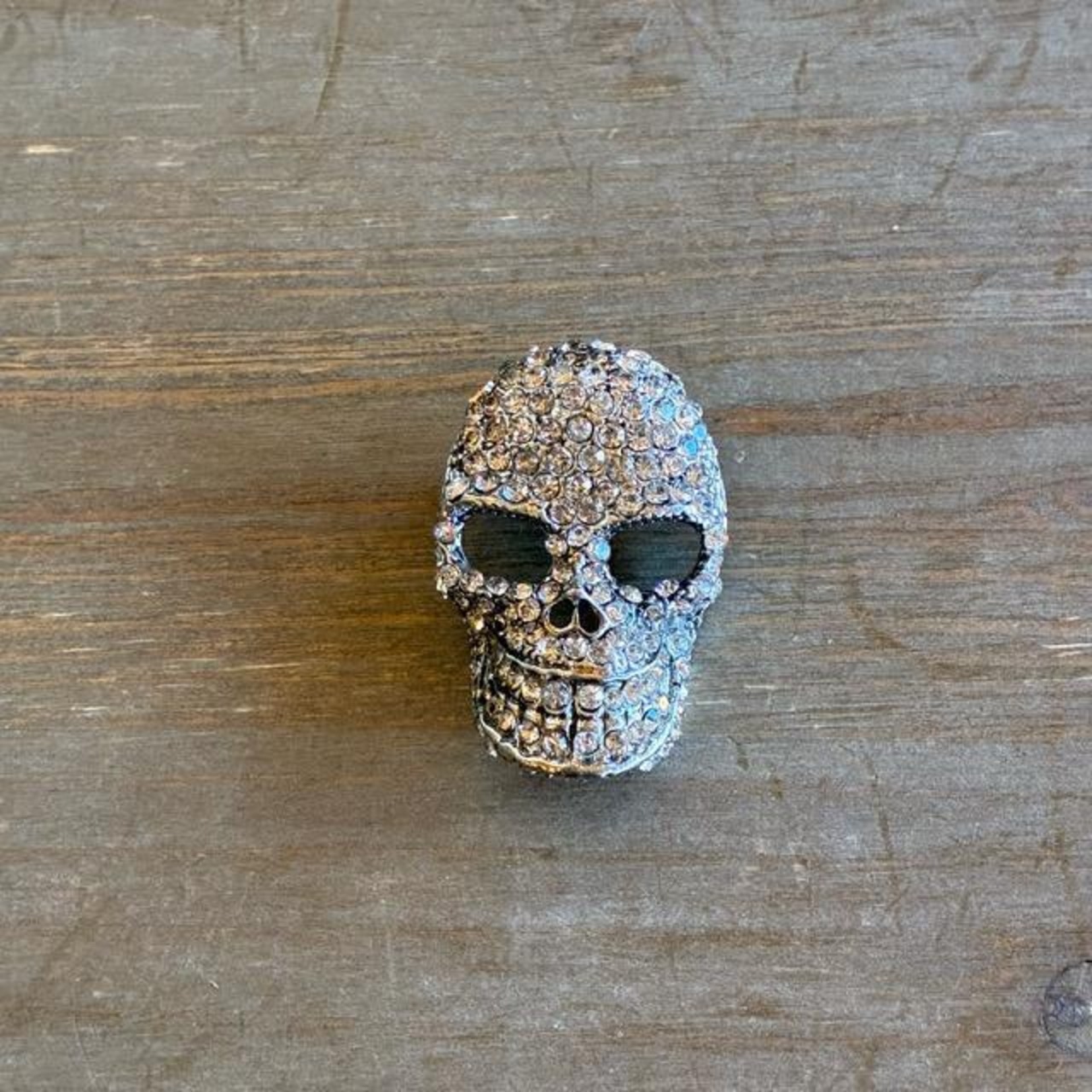 TOPANGA Jewelry Bijou art brooch Skull　ビジューアートブローチ　スカル　ドクロ　プレゼント　プチギフト　ジャケット　帽子　バッグ　ニット