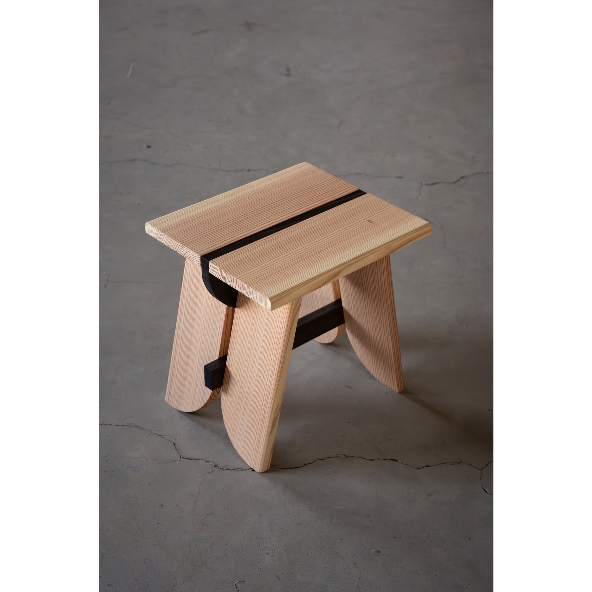 TORII Stool | 宏昇製作所