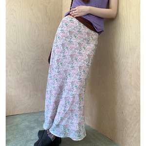 slim fit retro flower chiffon SKIRT　v01647