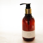 【 soie（スワ）】全身保湿シャンプー 200ml 【AMABIE PROJECT】 限定パッケージ　手を洗うだけで保湿するハンドソープとしても大好評✳︎　シャンプー・ボディソープ・洗顔フォーム・ハンドソープ・赤ちゃんのためのベビーソープとしても使える、敏感肌・乾燥肌の方にも安心・安全な万能ソープ・ギフトラッピングにも対応✳︎