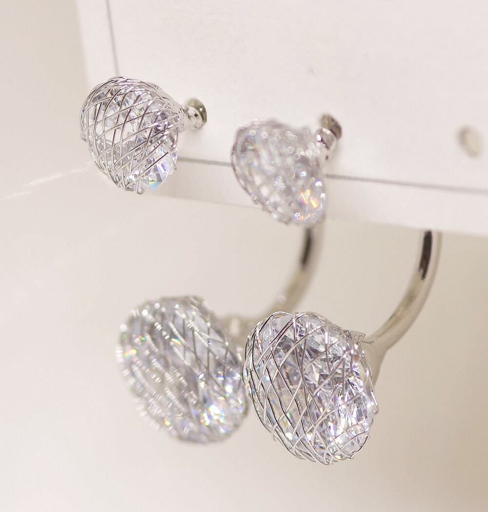 ダイヤ　プラチナ　WG 片耳ピアス プラチナ ダイヤ ピアス 片耳0.5ct×2 管理番号686449 ×1ペア 218