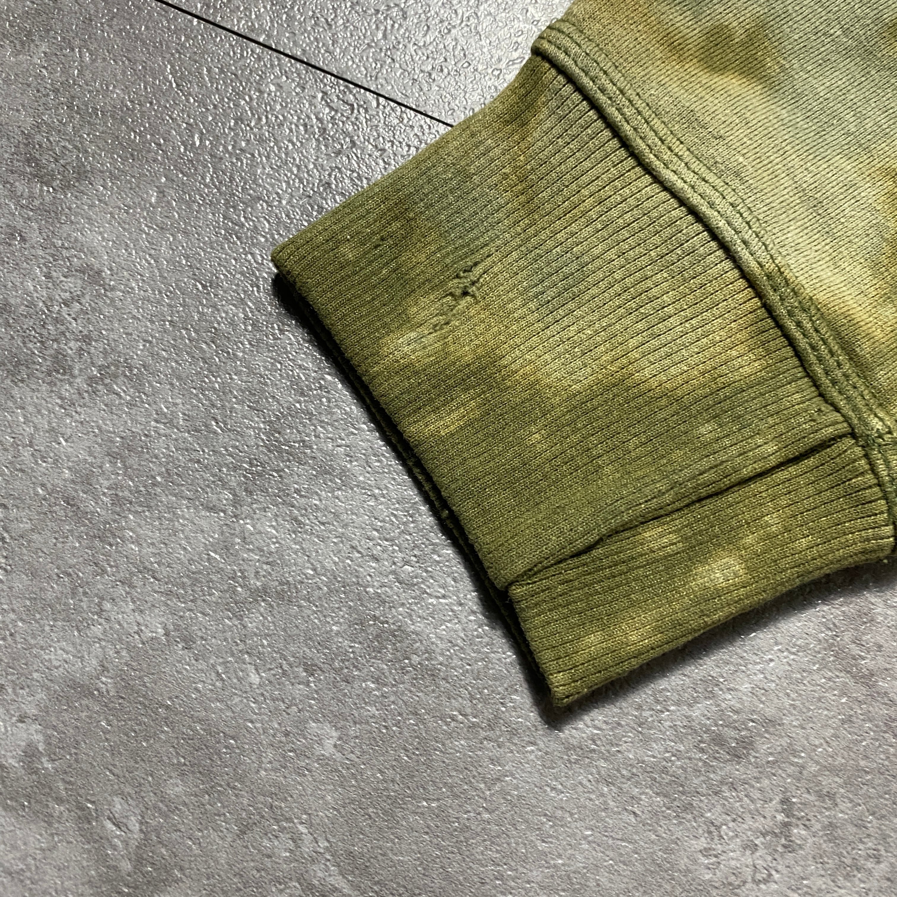 Stone  グリーン ブリーチ加工 スウェット STONE ISLAND（ストーン アイランド） 【値下げ】STONE ISLAND OFF-DYE