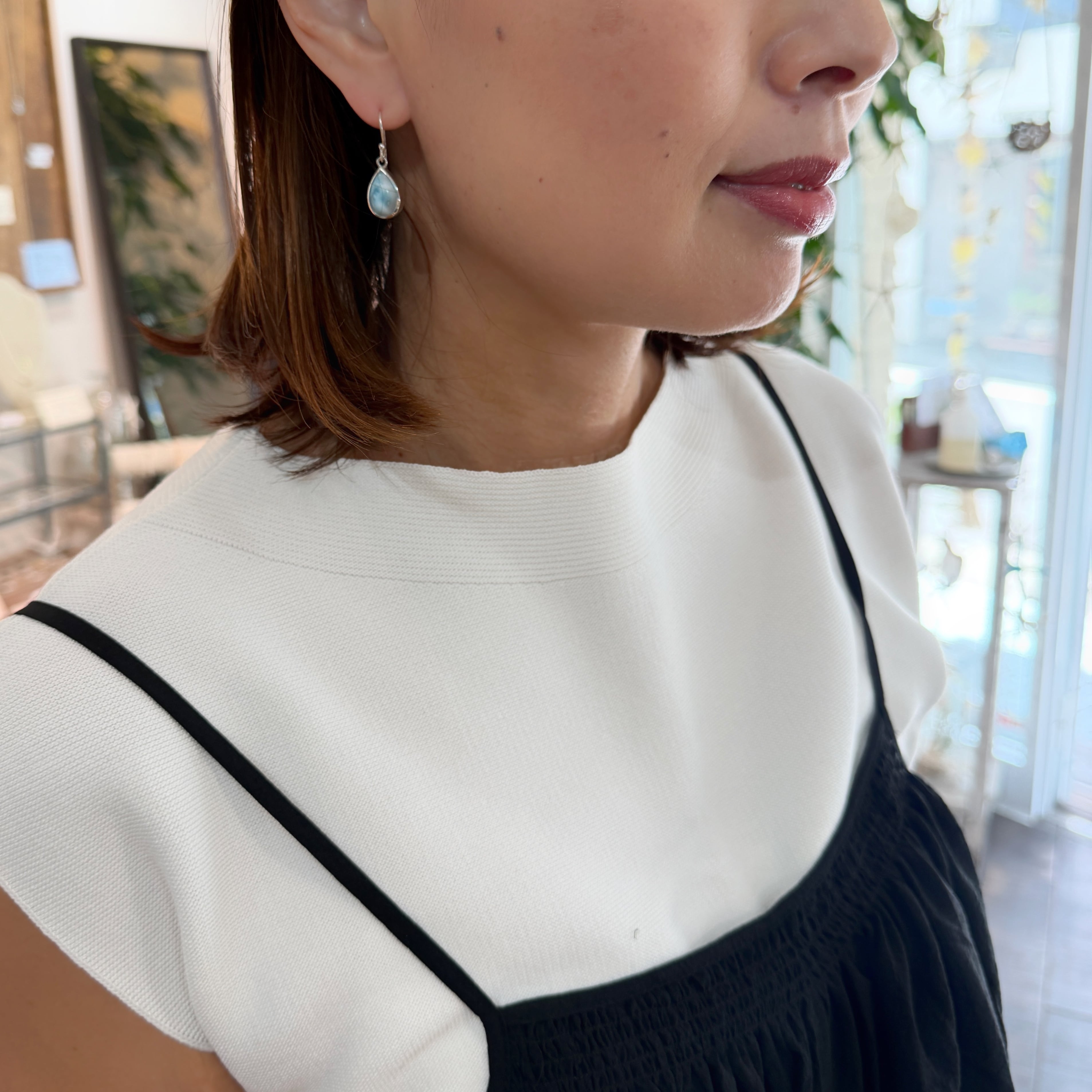 ラリマー ドロップ型 フックピアス M size 1.3 x 1.0cm | 【公式通販