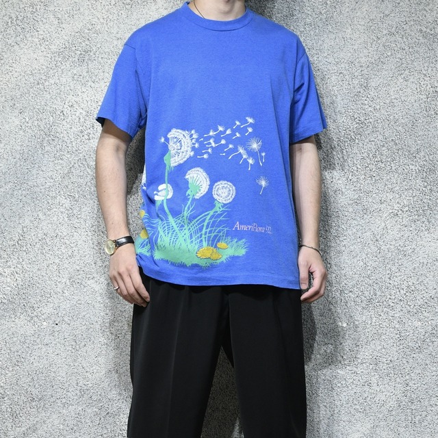 92's AmeriFlora Dandelion print tee