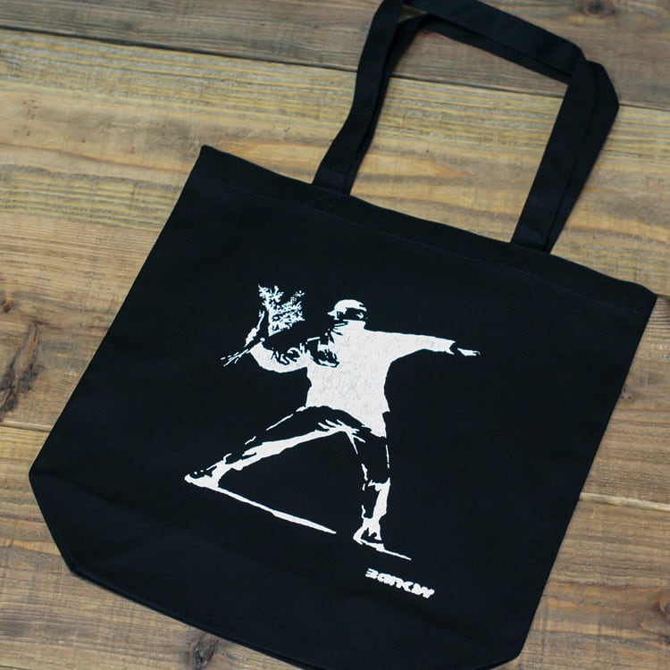 バンクシー BANKSY 花束を投げる男 キャンバストートバッグ tote10