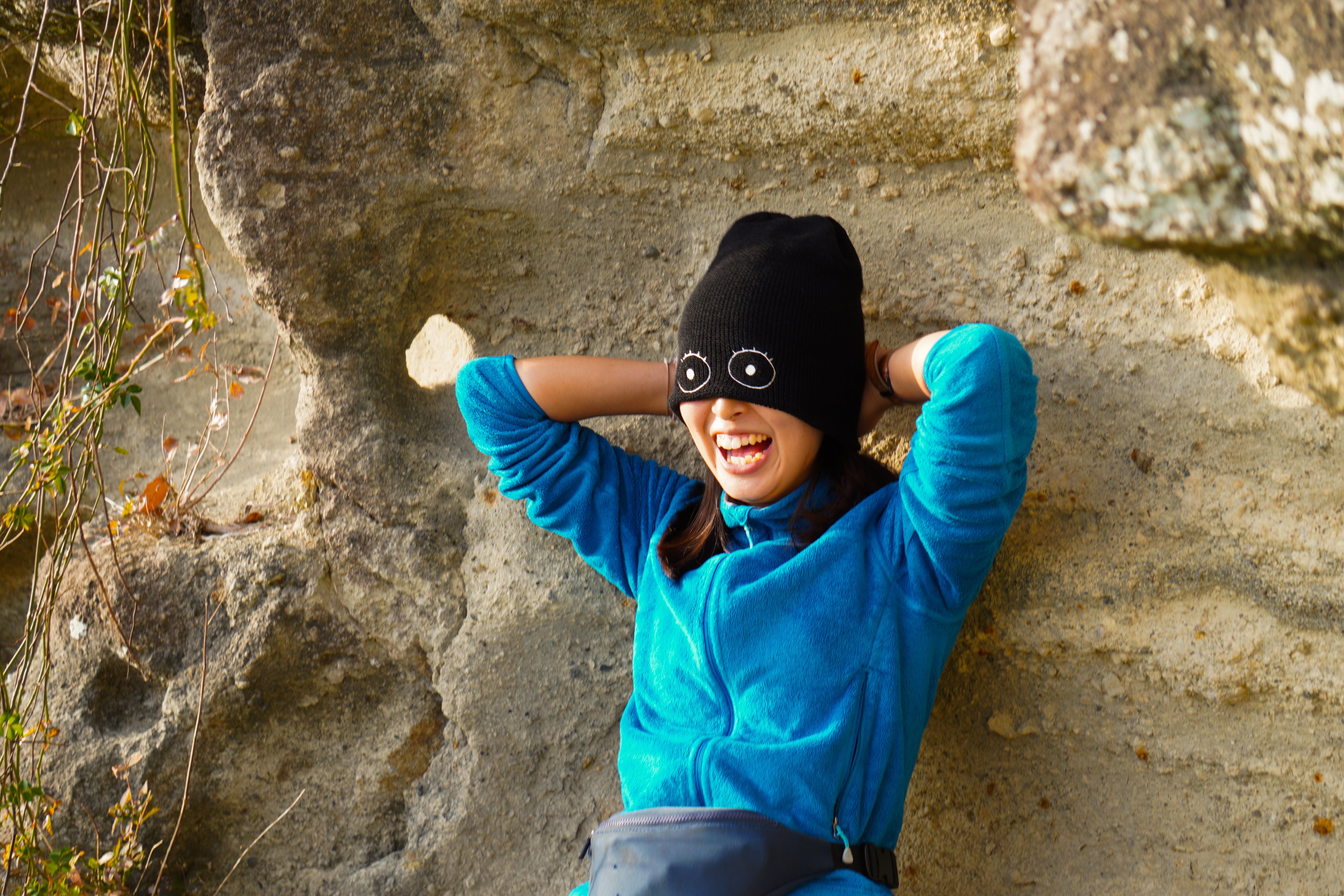 HIKER TRASH / DO NOT SLEEP BEANIE | NEOALPS ONLINE STORE