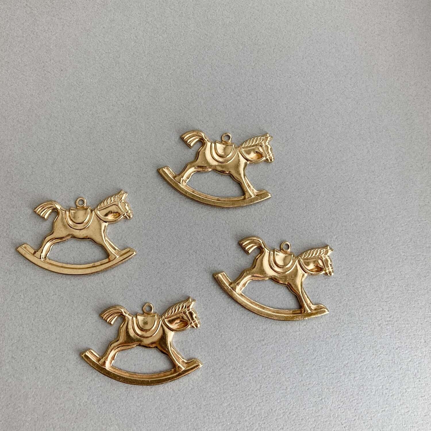 〈最終入荷〉 USA真鍮 大きな木馬チャーム