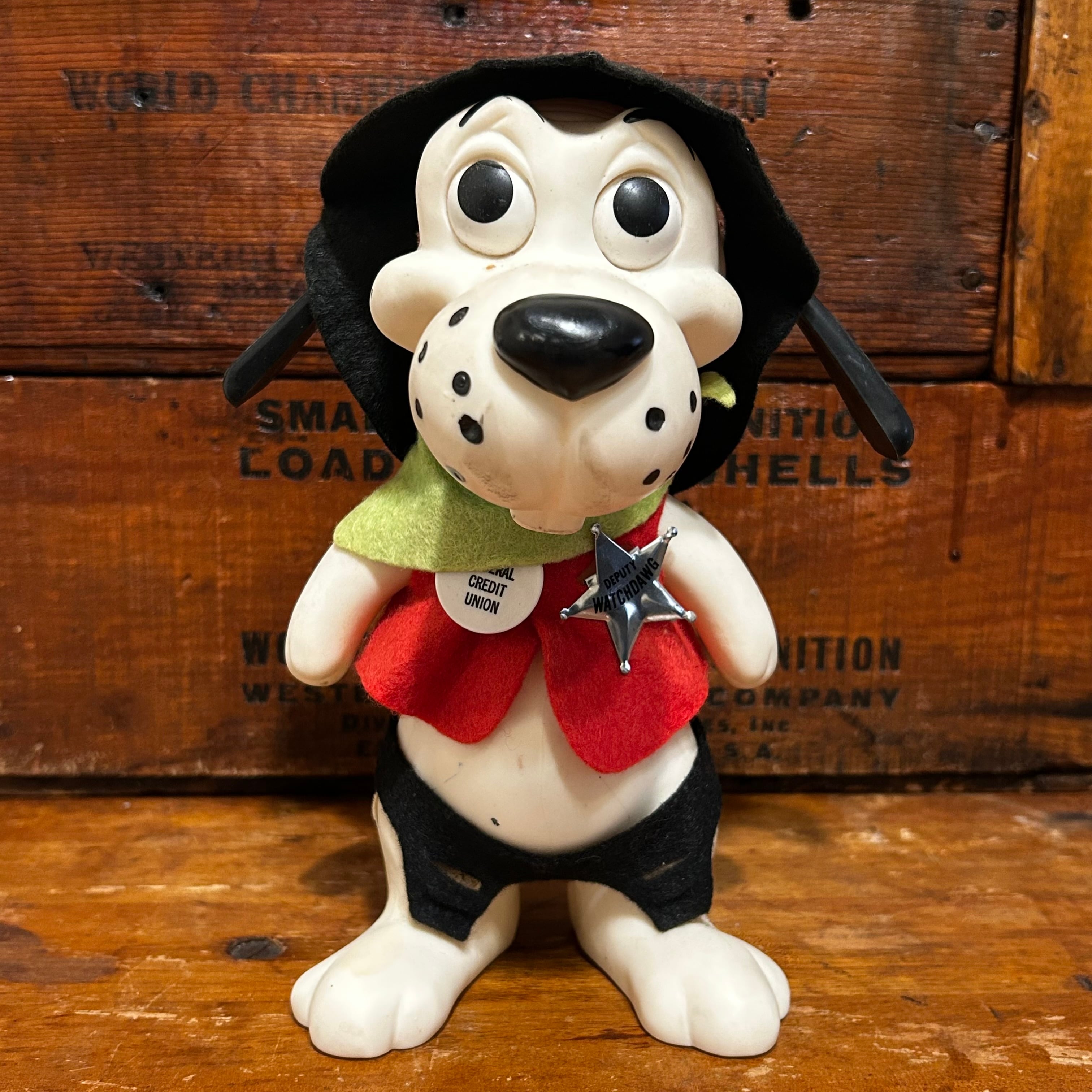 ロイデスドッグ・ノベルティバンク 保安官 ドッグ ソフビ 貯金箱