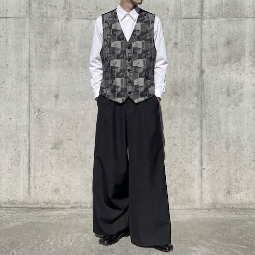 OLD darktone pattern design vest
