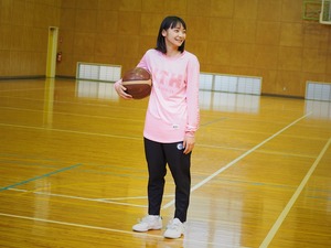 “NEW NTHLONGTEE” colour Salmonpink×Pinkred