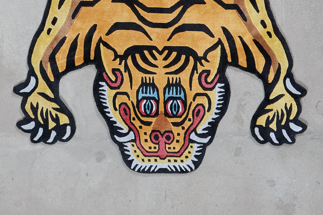 チベタンラグ　イエロー Tibetan Tiger Rug 《Lサイズ•シルク・オリジナル3・シグネチャー