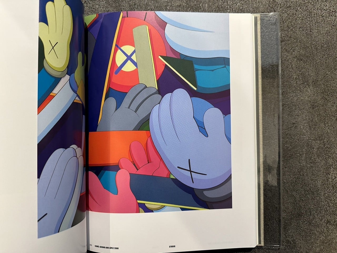 KAWS アートビジュアルブック 本 KAWS アートビジュアルブック