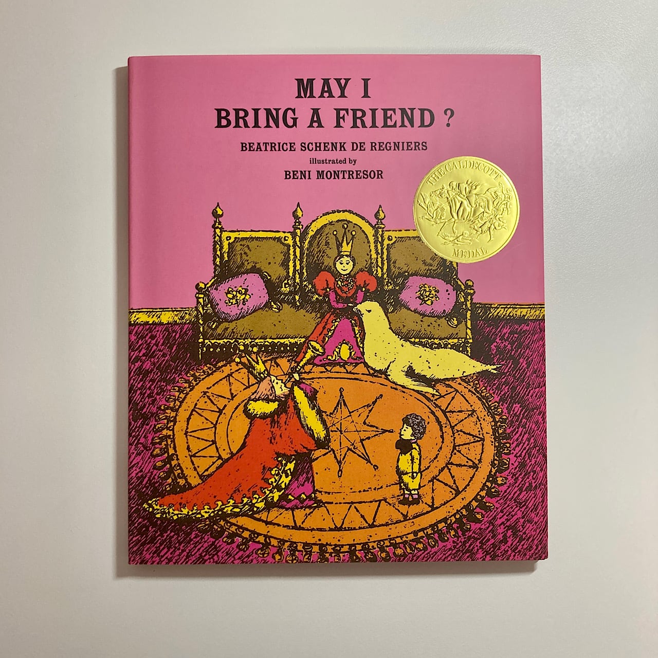 Read　May　Bring　I　Books　a　Friend?　素敵な洋書の絵本のお店　Leaf