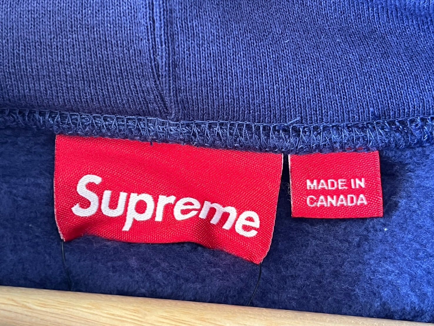 Supreme SMALL BOX HOODED SWEATSHIRT WASHED NAVY XL 09229 | BRAND  