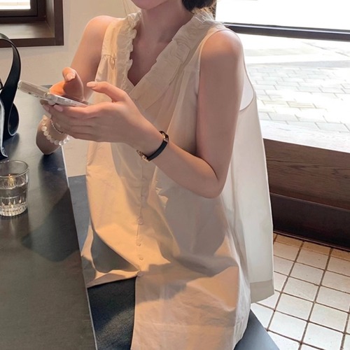 フリルVネックノースリブラウス ・70278