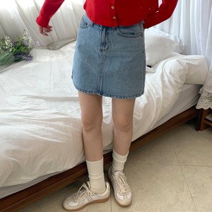 (即納)ttopp / denim skirt / light blue