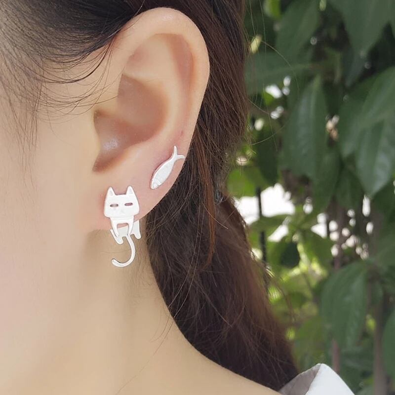 お魚と猫 シルバーピアス アシンメトリー | nekoLike@ねこ好き猫雑貨店