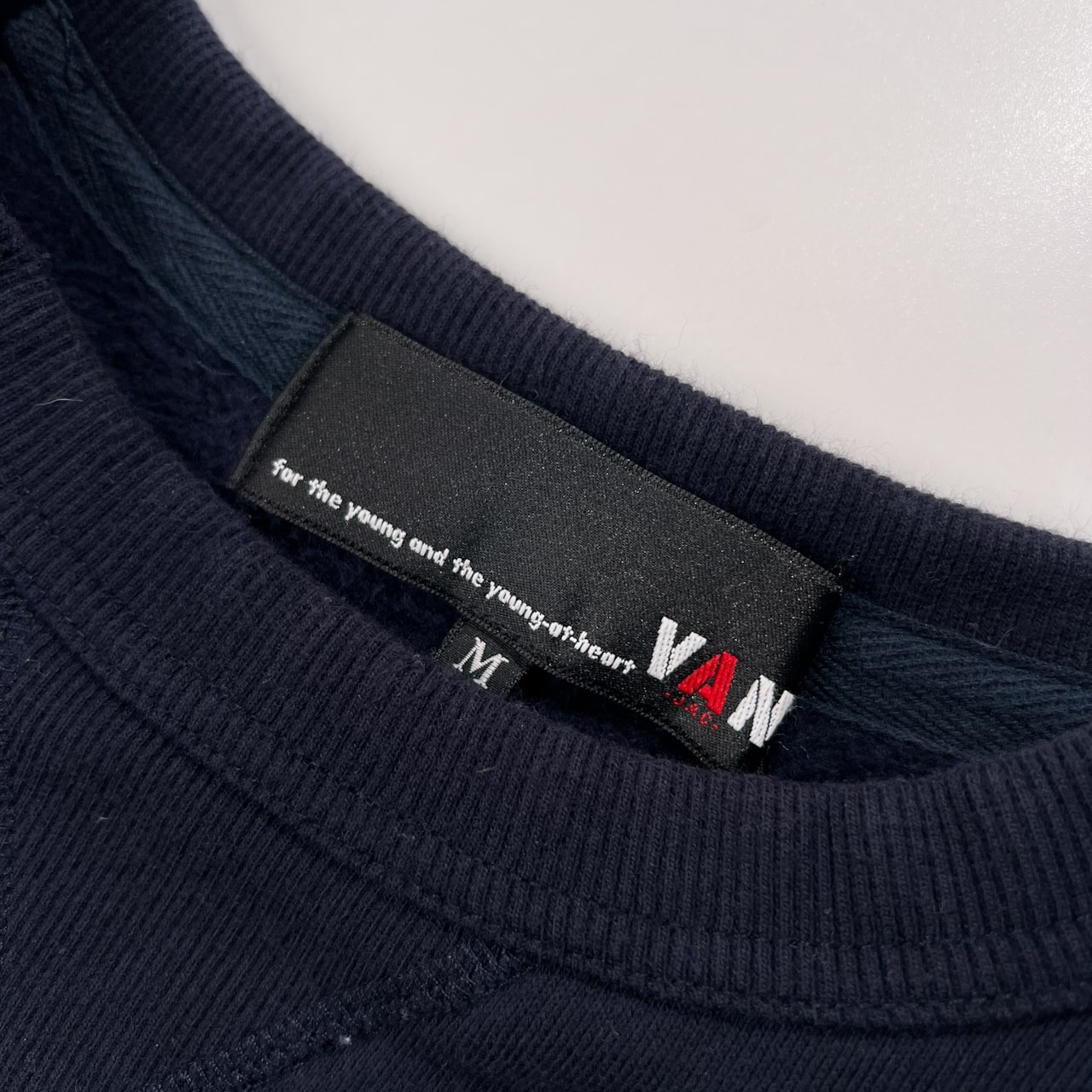 VAN JAC ヴァンヂャケット スカジャン風 エンブロイダリー 刺繍 プリント スウェット トレーナー サイズ M /ネイビー