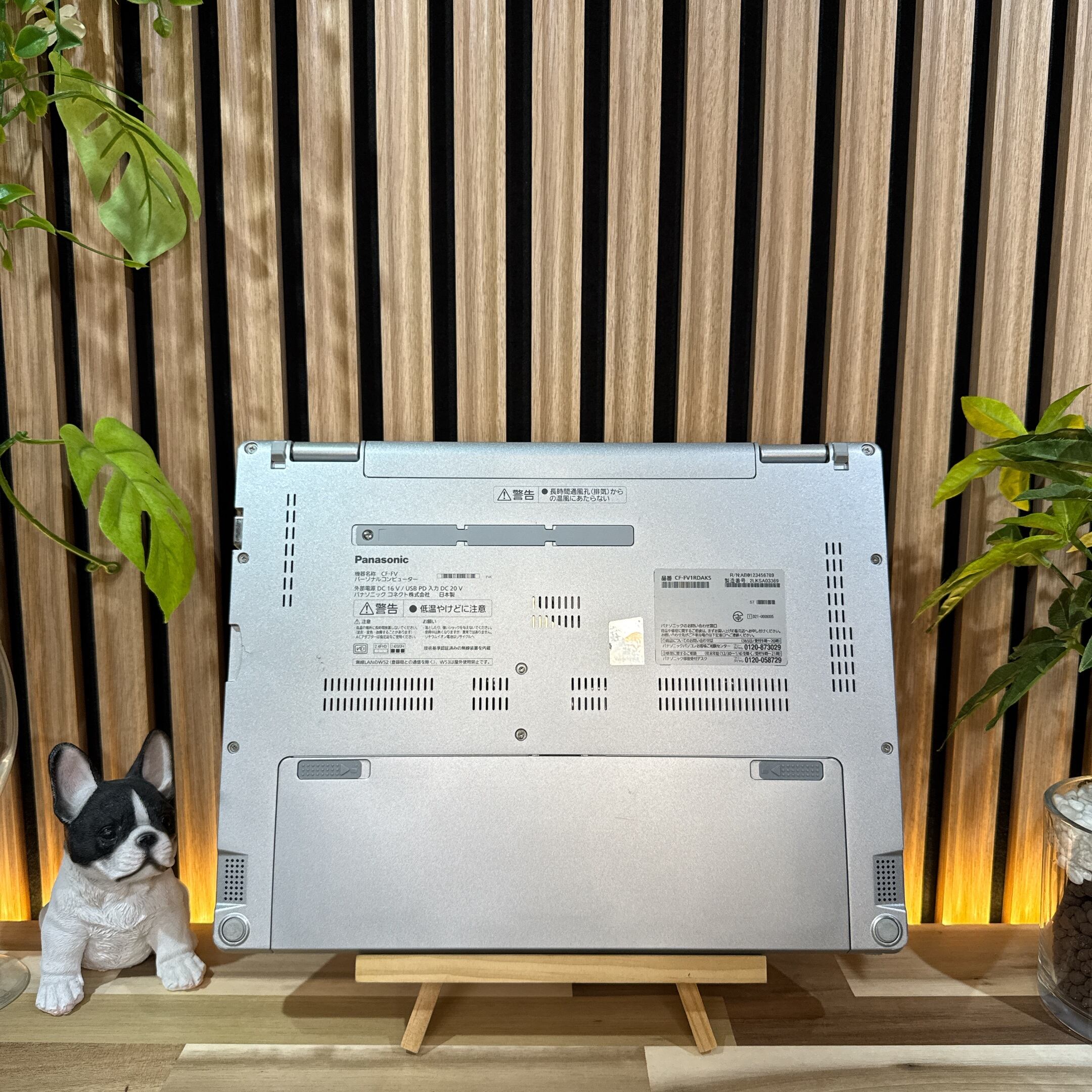 公式ショップ限定価格❣️/ 2K高画質《超軽量》Let's note FV1 Core i5