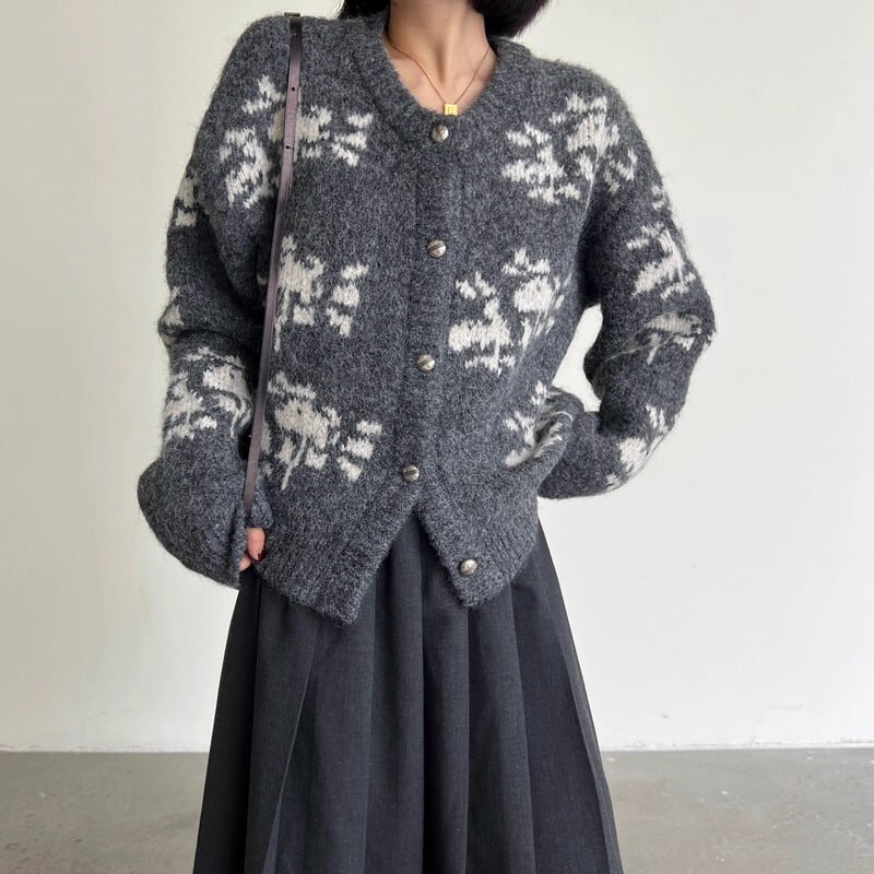 Flower jacquard knit cardigan
