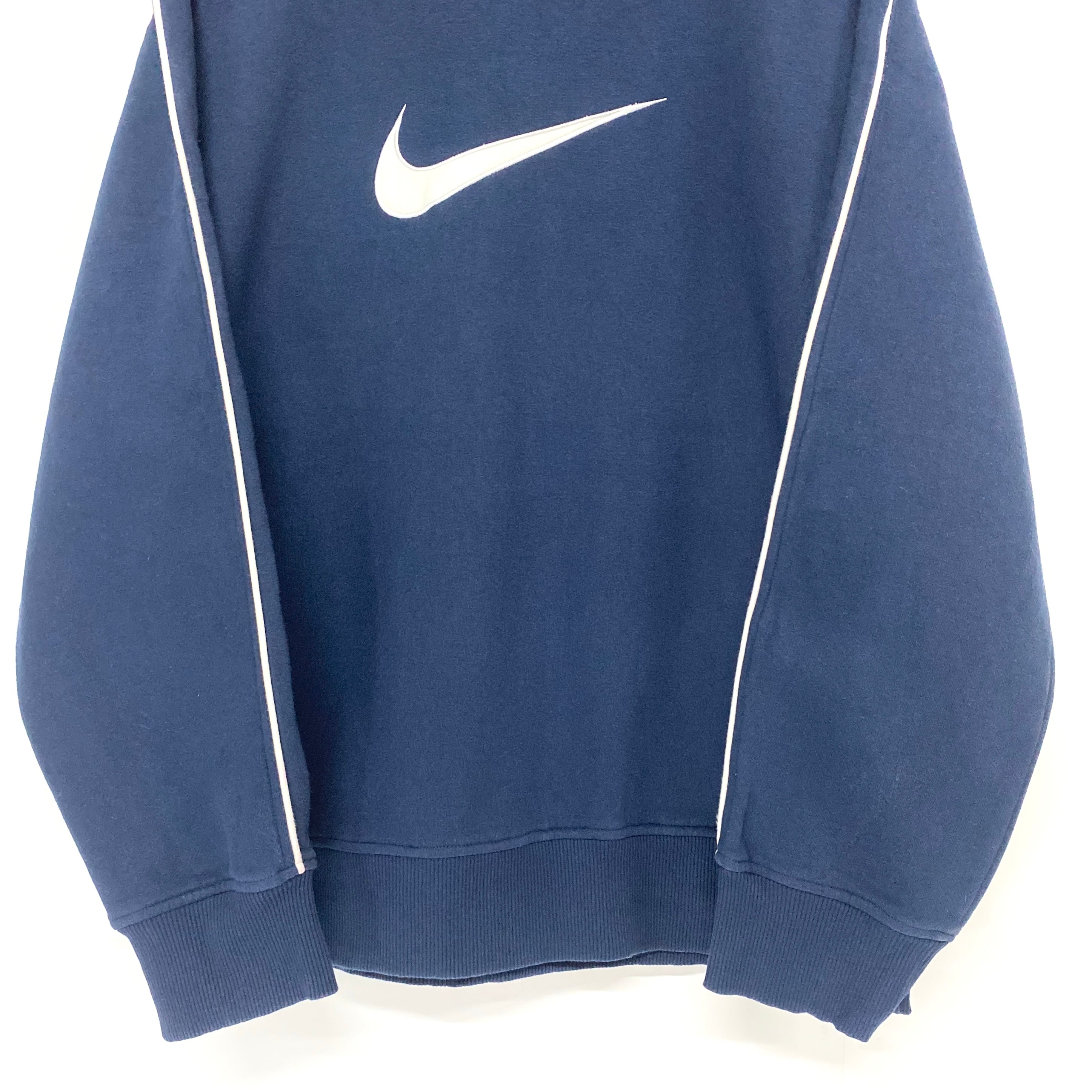 NIKE ナイキ スウォッシュ フロントロゴ 刺繍 スウェット 袖ライン入り